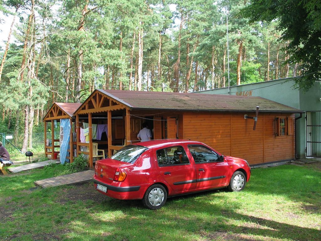 Osrodek Wypoczynkowy Jelonek Hotel Волщин Екстериор снимка
