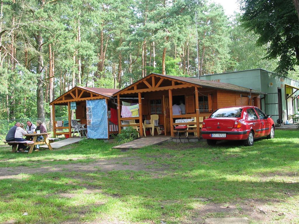 Osrodek Wypoczynkowy Jelonek Hotel Волщин Екстериор снимка